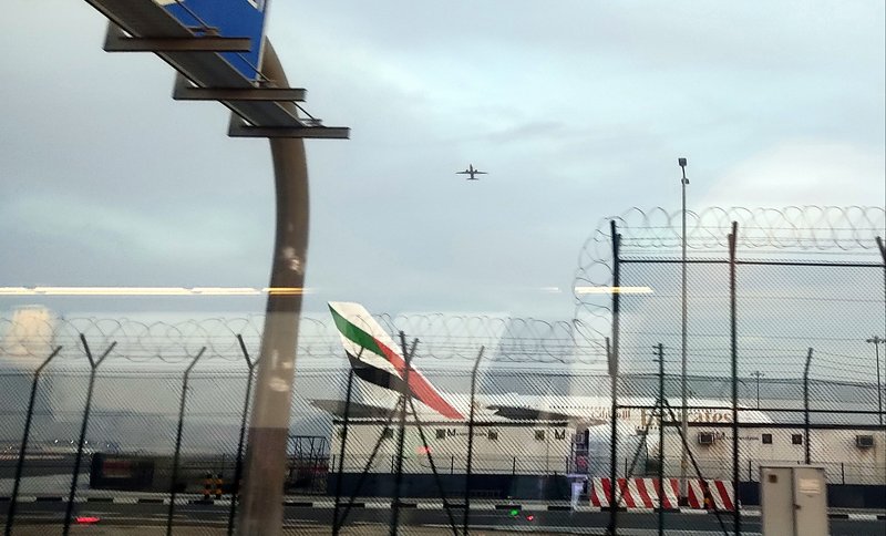 dxb4